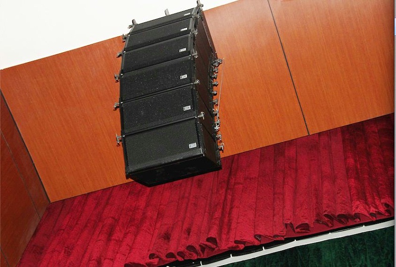 戏曲演出与香蕉视频导航设备调音