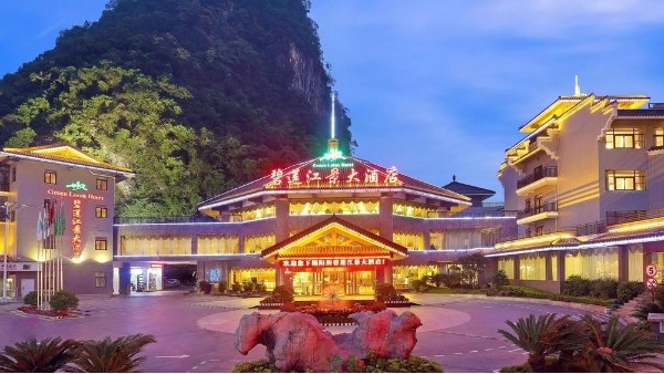 ZOBO香蕉视频在线播放打造桂林阳朔江景大酒店音视频系统