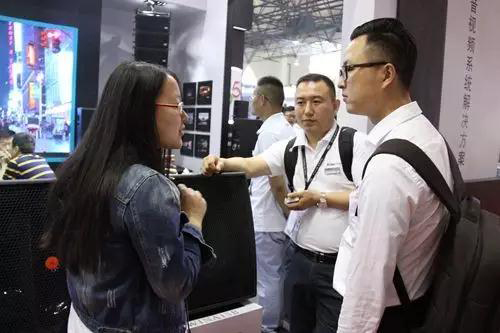 剧场香蕉视频导航灯光