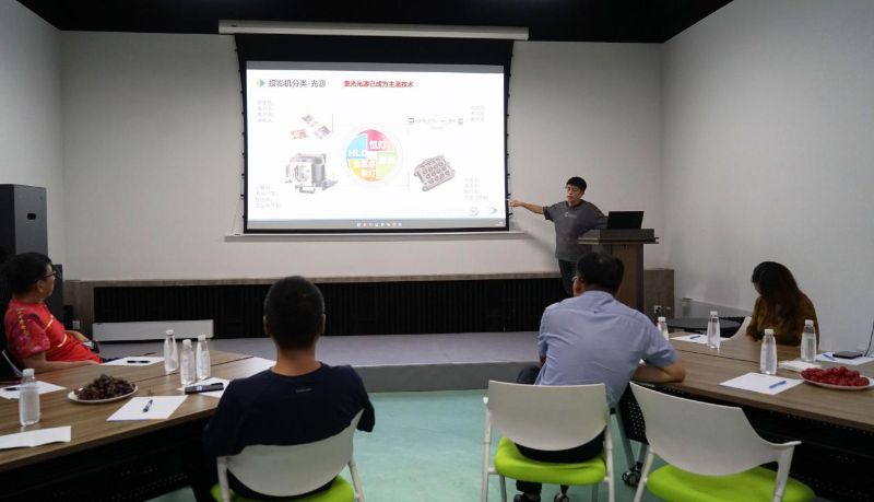 15走访考察新会员，小组技术交流共谋发展丨ZOBO香蕉视频在线播放董事长张新峰以北京声光视讯行业协会会长身份走访交流