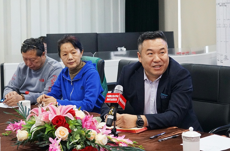 自信自强守正创新 踔厉奋发勇毅前行 | 中国舞台美术学会联合ZOBO香蕉视频在线播放举办主题座谈研讨会学习领会党的二报告精神
