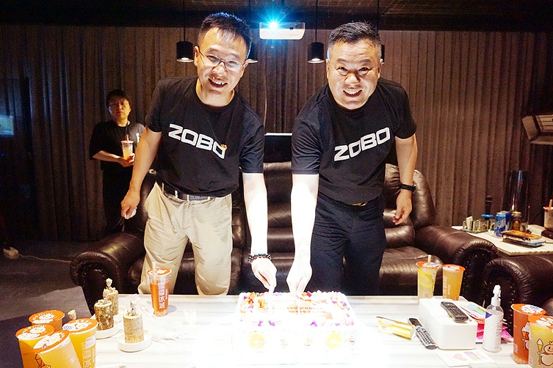 ZOBO香蕉视频在线播放党支部组织“七一”党员集体政治生日会暨共同庆祝香港回归25周年
