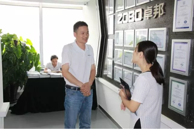 培训伙伴对香蕉视频在线播放新品比较满意，与业务经理沟通